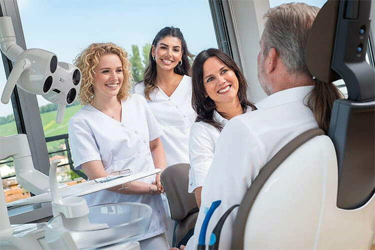 Zahnarzt Behandlung in Würzburg